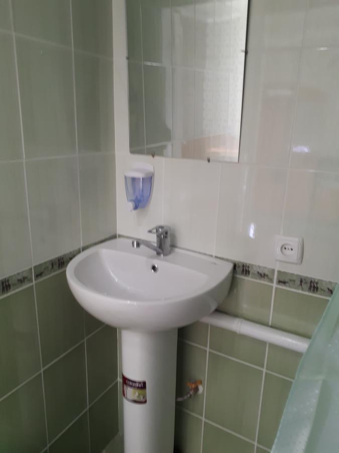 Hotel Gostynnyi Dvir Sharhorod Luaran gambar