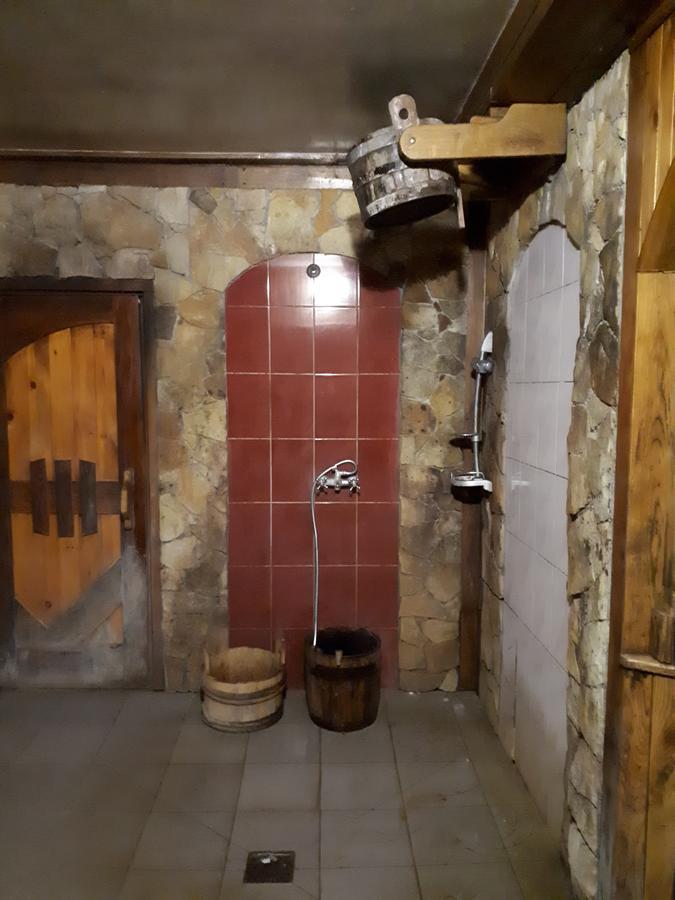 Hotel Gostynnyi Dvir Sharhorod Luaran gambar