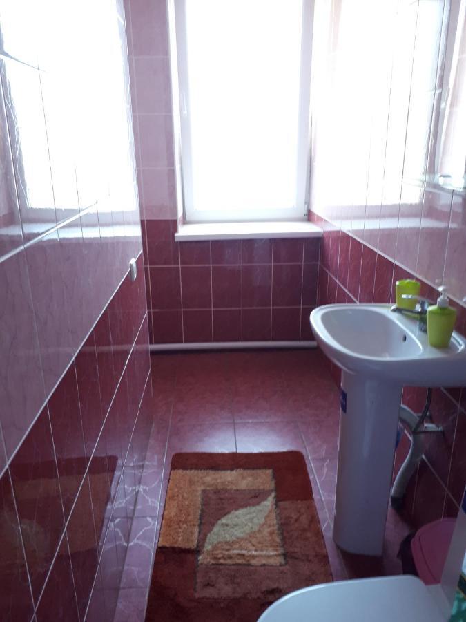 Hotel Gostynnyi Dvir Sharhorod Luaran gambar
